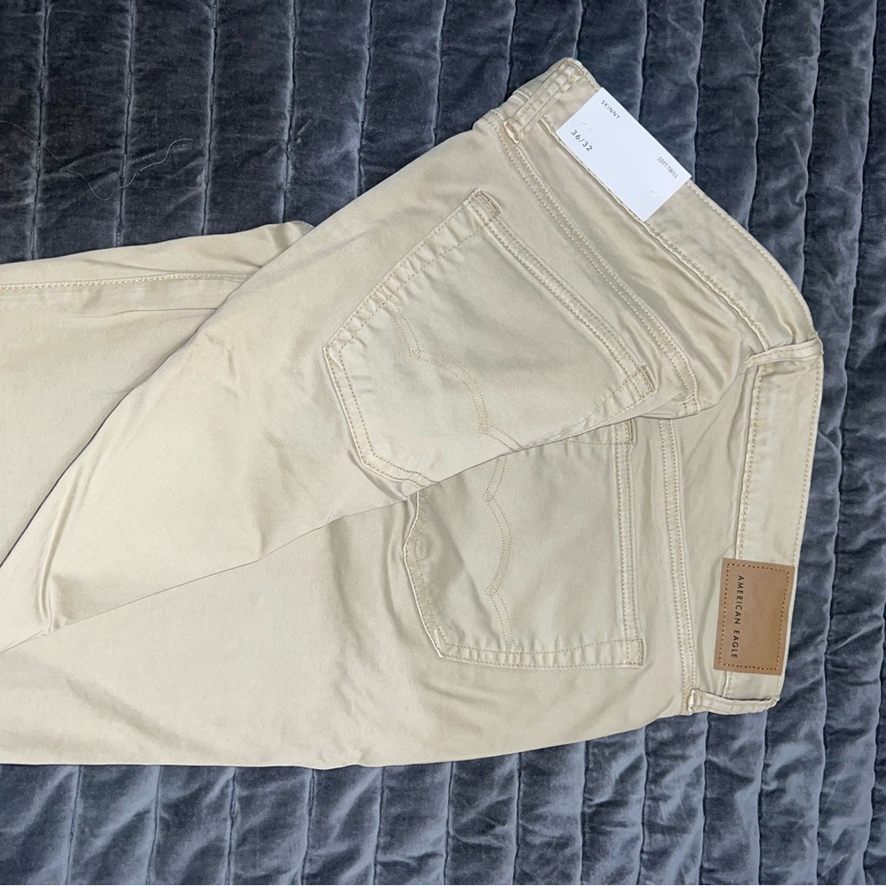 New American Eagle Khakis Casual Pants - Picture 3 of 3